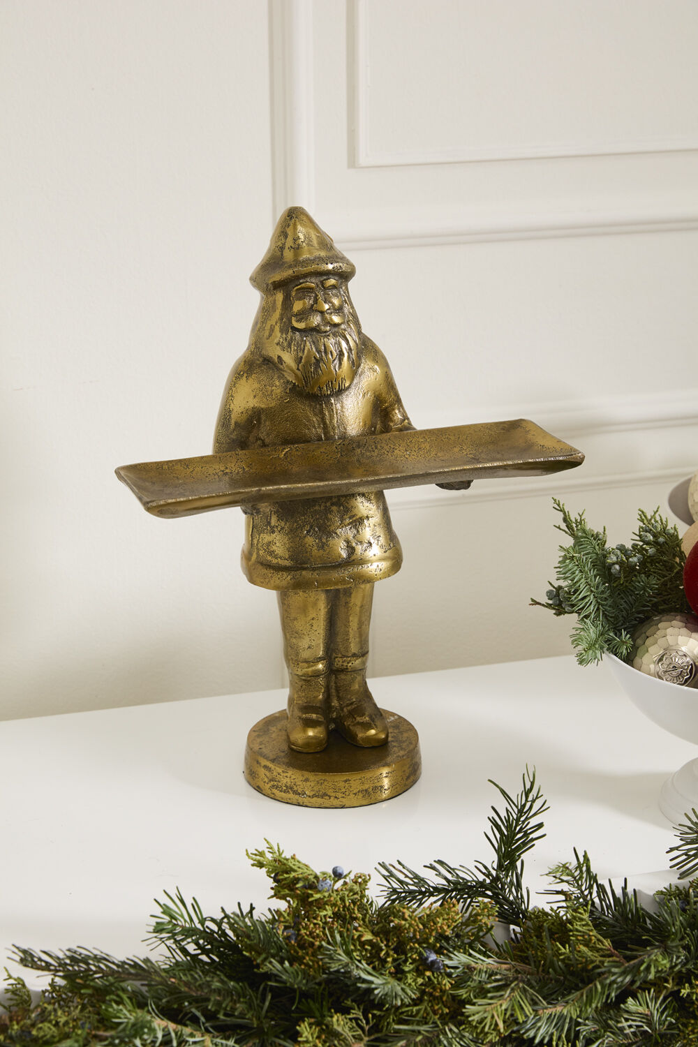 Saint Nick Dish Stand Figurine